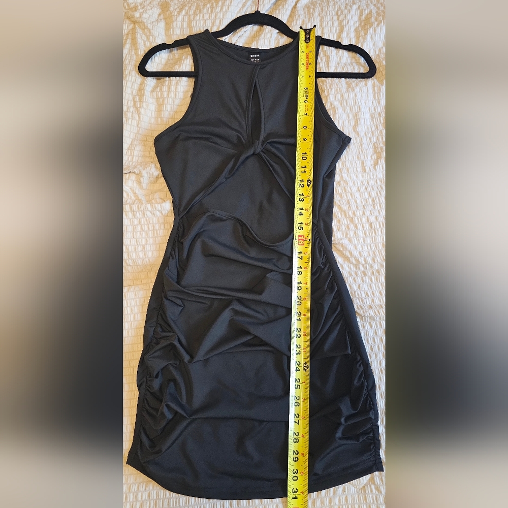 SHEIN - Black Cutouts Bodycon Dress - Picture 5 of 7